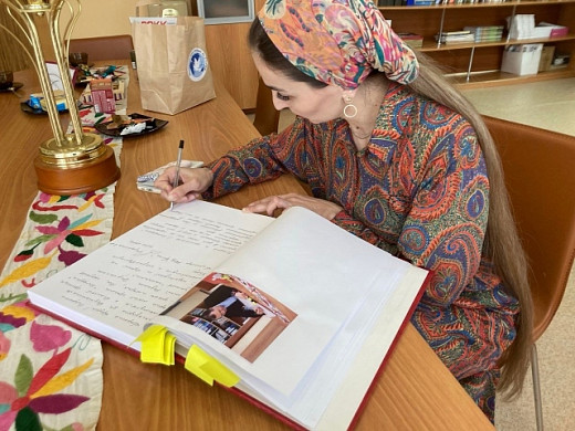 Заслуженная артистка балета Госансамбля «Ингушетия» посетила родную школу в Иванове